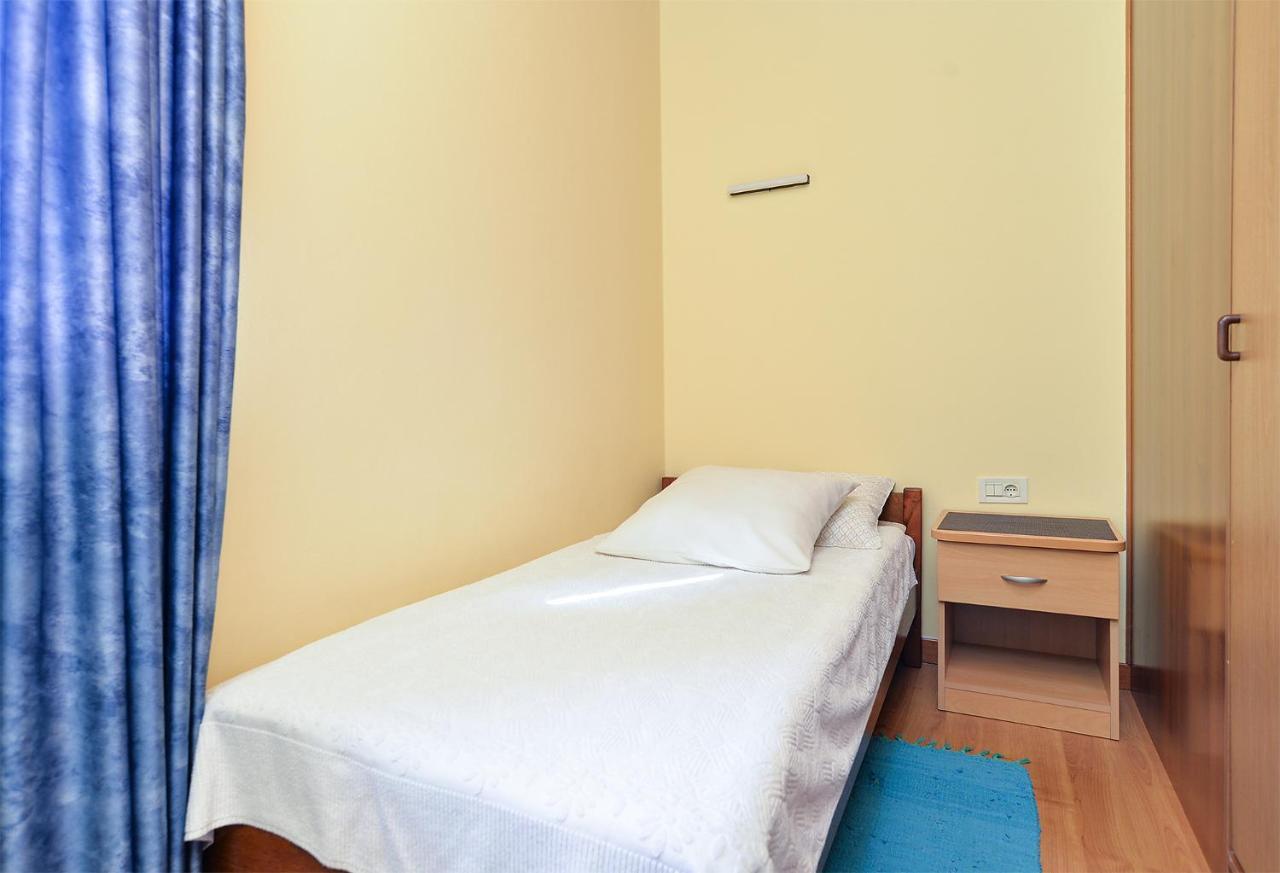 Apartman Ana 379 *